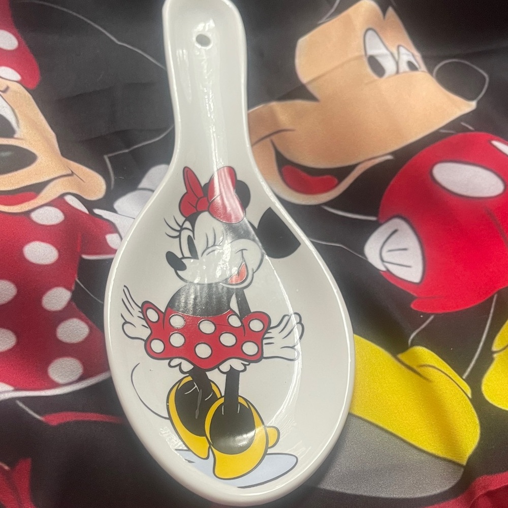 Disney Minnie Mouse Red and Yellow Spoon Rest Ceramic by Jerry Leigh designer